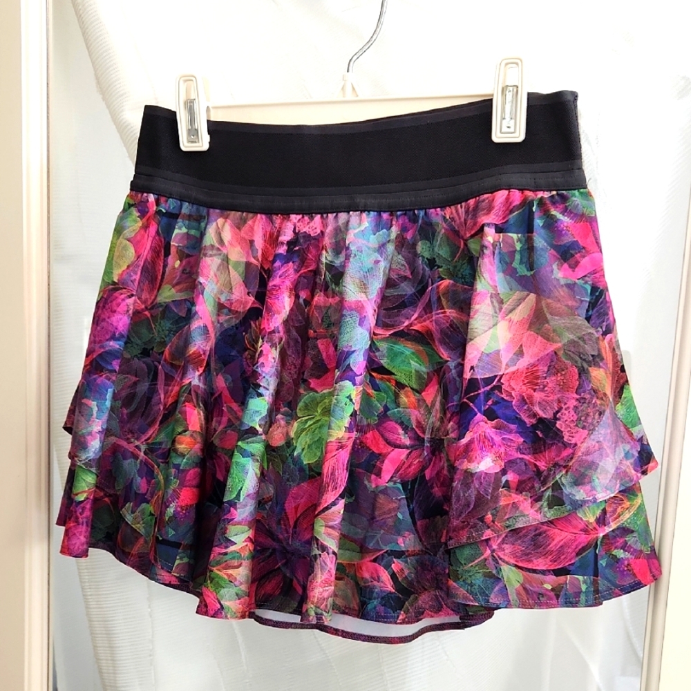 Lululemon Court Rival High Rise Vivid Floral Tone Tennis Skirt